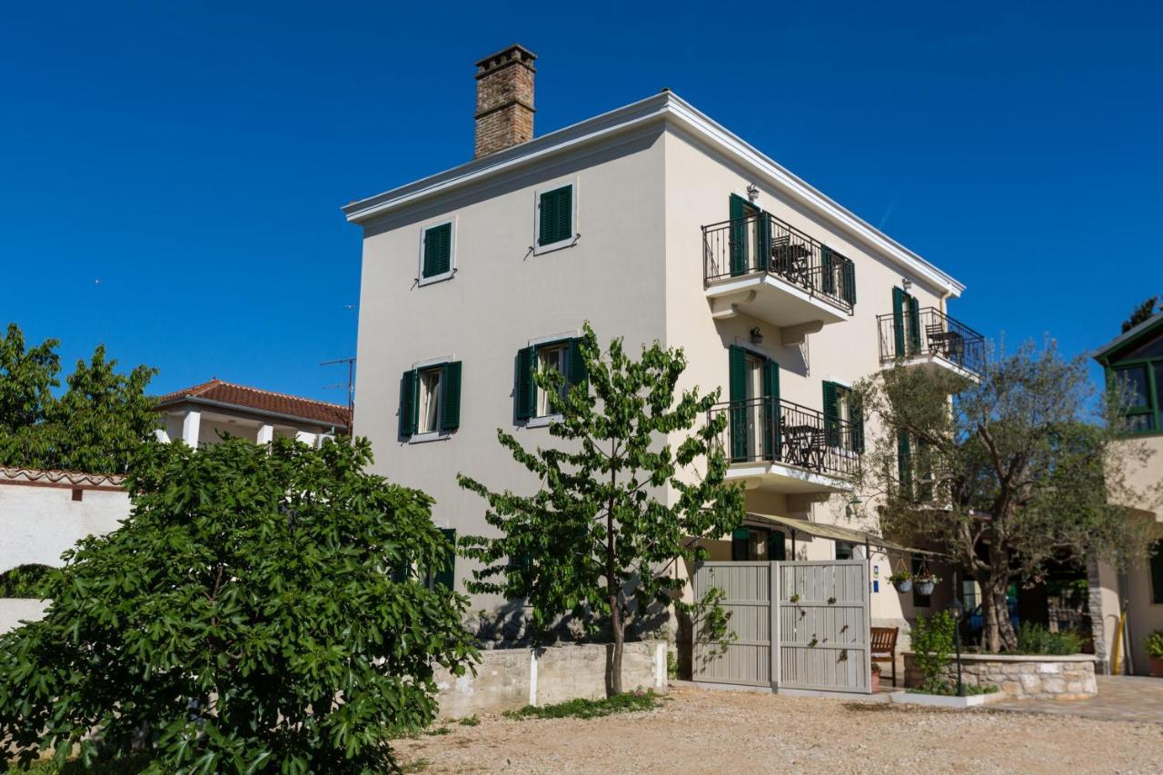 Casa Saina *